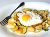 Как приготовить картофель с яйцами и цуккини?