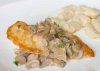 Как приготовить курицу под винно – грибным соусом? Как приготовить курицу под винно – грибным соусом?