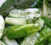 Как приготовить пряные огурчики? Как приготовить пряные огурчики?
