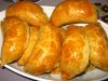 Как приготовить пирожки с бананом и творогом? Как приготовить пирожки с бананом и творогом?